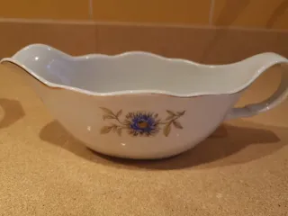 Juego Sopera, bandeja y salsera Porcelana St Clara