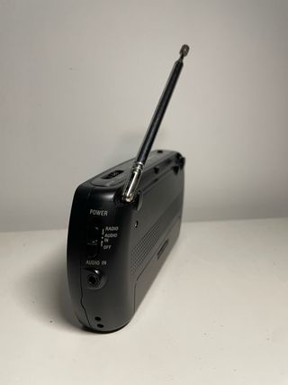 Radio Portátil Sony SRF-18 Negro