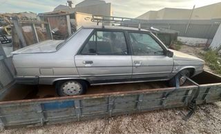 Renault R-9 GTL 1995
