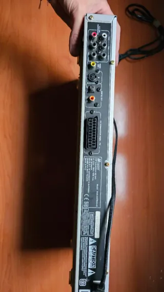 Reproductor DVD MPEG4 DIVX Dolby Digital