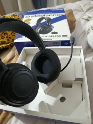 SteelSeries Arctis Nova 7P Cuffie Wireless