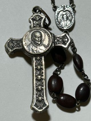 Rosario S Jose de Calasanz relicario y reliquia