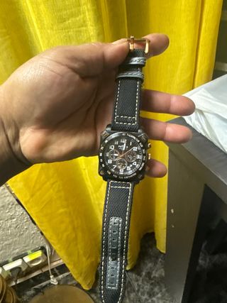 Reloj Potens Negro y Dorado