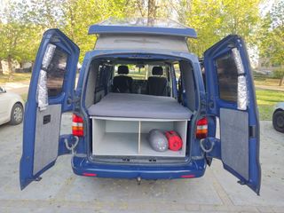 Volkswagen Transporter T5 2008 camperizada