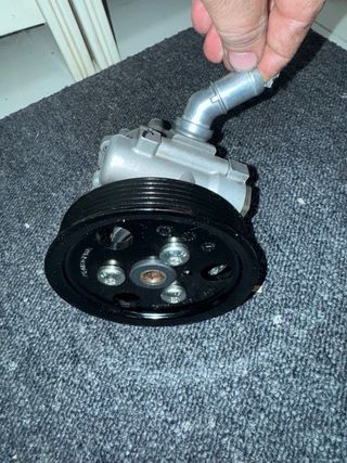 Bomba Dirección Maserati