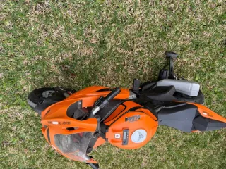 Moto Eléctrica Infantil KTM RC 8C