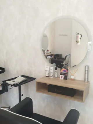 Traspaso Peluquería Completa