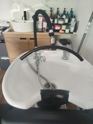 Traspaso Peluquería Completa