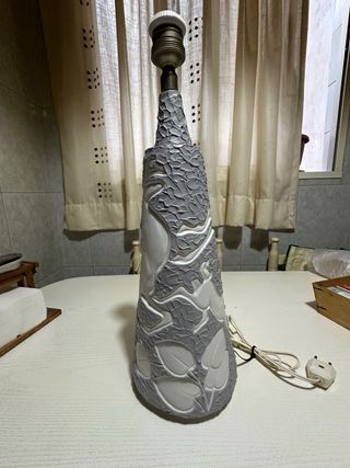 REF: 01000303.13 “CIERVOS PIE LÁMPARA” LLADRÓ