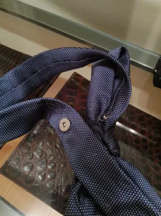 Corbatas de fiesta plateadas y negras