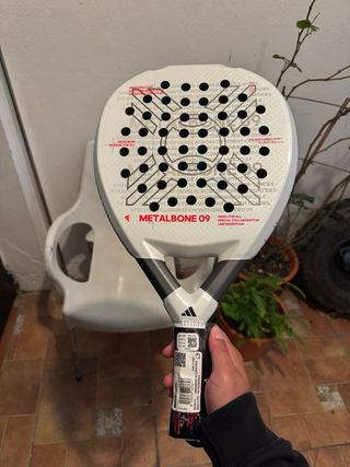 Pala de pádel Adidas Metalbone 09