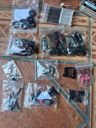 Arrma Typhon Grom BLX RC Coche