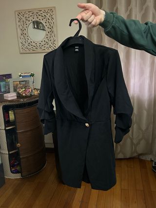 Mono negro manga larga SHEIN