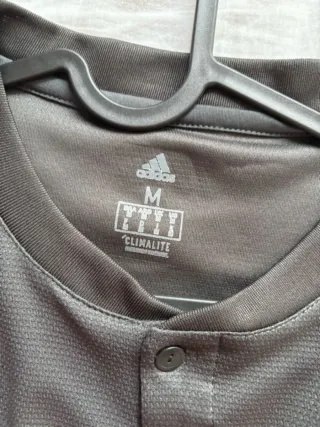 Camiseta Adidas Flamengo Talla M Negra y Amarilla