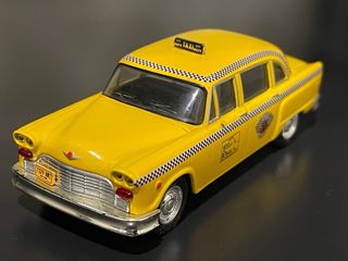 Checker taxi 1/43
