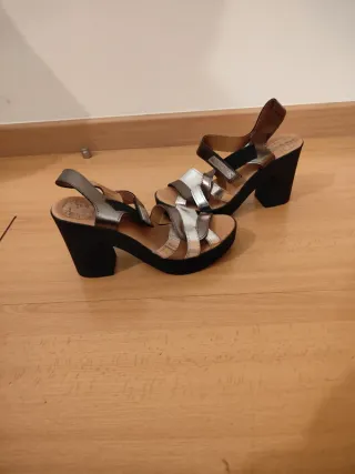 Sandalias Grenoble Talla 38 Plataforma Tacón