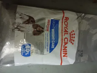 Royal Canin Pienso Perro Medium Light Weight Care