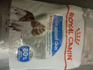 Royal Canin Pienso Perro Medium Light Weight Care