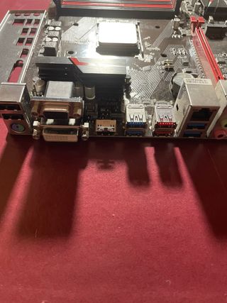 Placa Base Gigabyte Ryzen + CPU