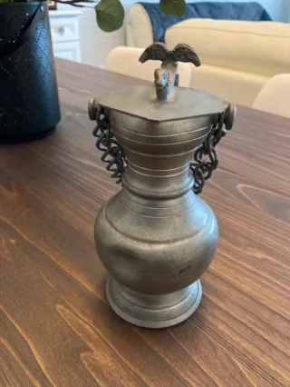 Brocca svizzera antica