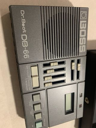 Metrónomo Boss Dr. Beat DB-66