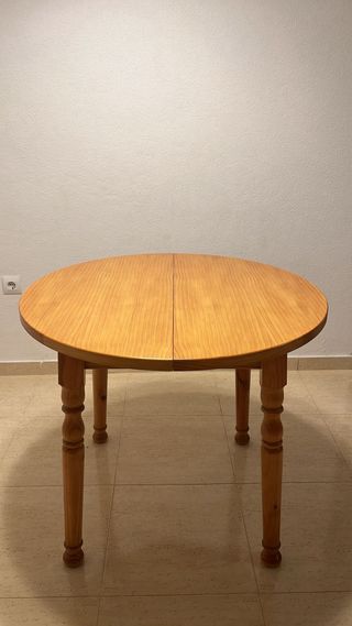 Mesa comedor extensible con 4 sillas