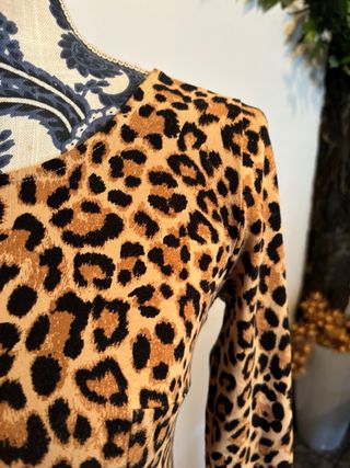 Vestido de fiesta marca Dividco