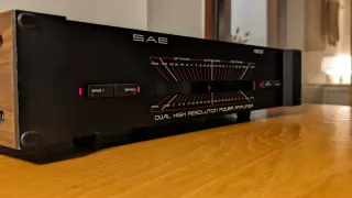 SAE A202 Amplificador Potência High-End