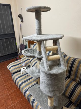 Rascador para gatos de varios niveles