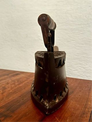 Ferro da stiro vintage inizio '900