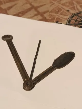 Antiguo Limpiador Pipa  Multiusos laton