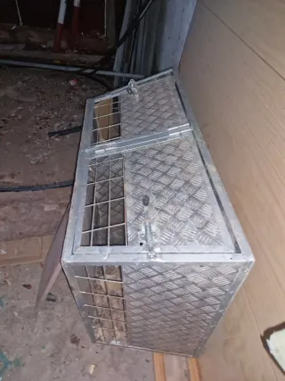 Jaula para perros metálica