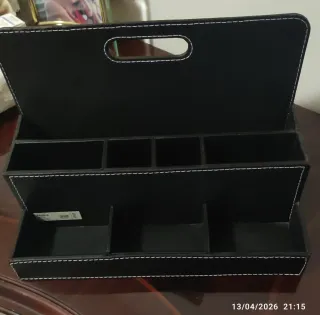 Organizer da scrivania in similpelle nera