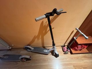 Patín Eléctrico Xiaomi Tres Ruedas Blanco