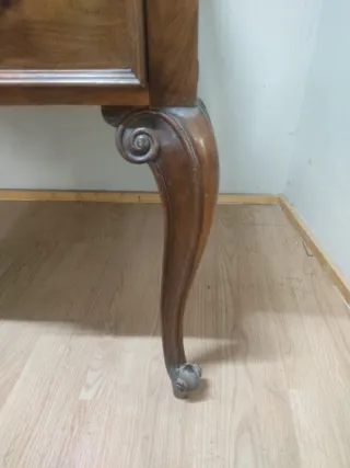 Escritorio Caoba Clásico