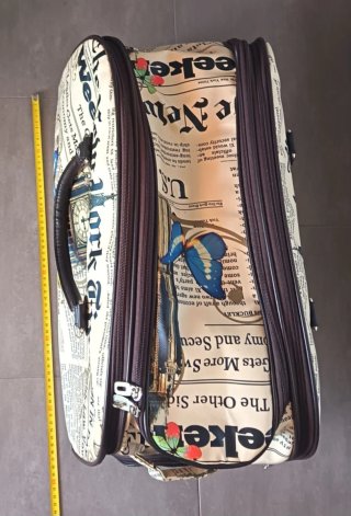 Maletas SIN USAR con ruedas diseño Londres