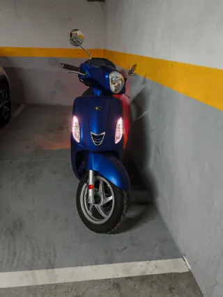 Moto Kymco Filly 125cc Azul