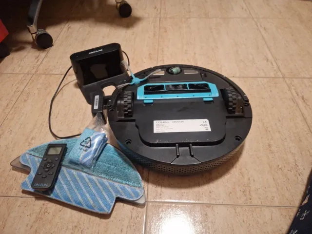 Conga Cecotec Robot Aspirador y Accesorios