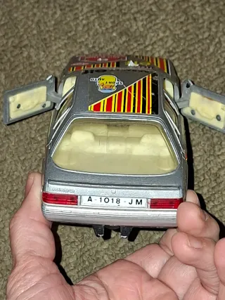 Coche de juguete Renault Rally