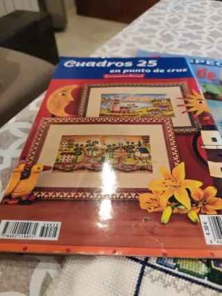 Kis de punto de cruz con fasciculos