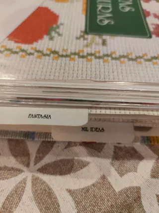 Kis de punto de cruz con fasciculos