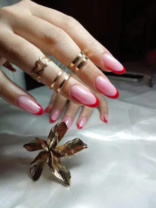 Uñas,cejas,pestñas,pedicura,cabello,depilación