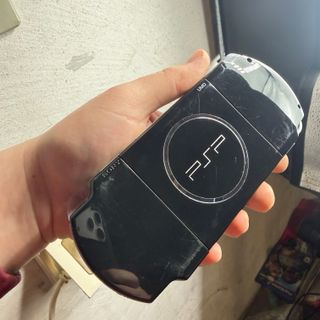 Sony PSP 3004 Nera Console + Batteria Caricabatter