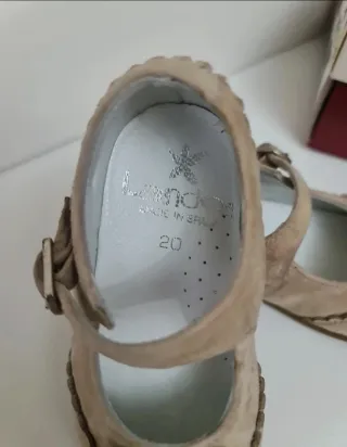 Merceditas niña Landos piel charol lazo 20