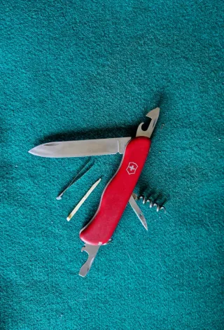 Set di due coltelli multiuso Victorinox