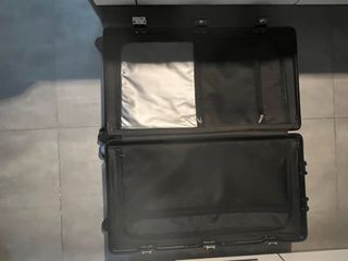 Maleta Rígida Premium Aluminio con Ruedas