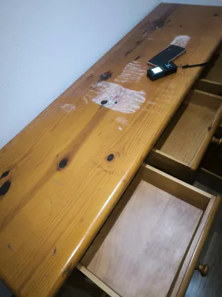 Aparador de madera maciza