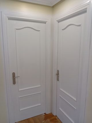 Servicio de lacado de puertas
