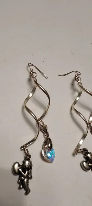 Orecchini handmade con cristalli e ciondoli