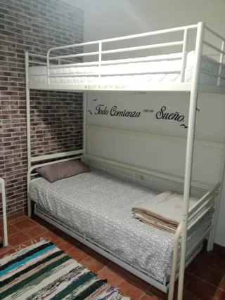 Alquilo habitación para la copa del rey